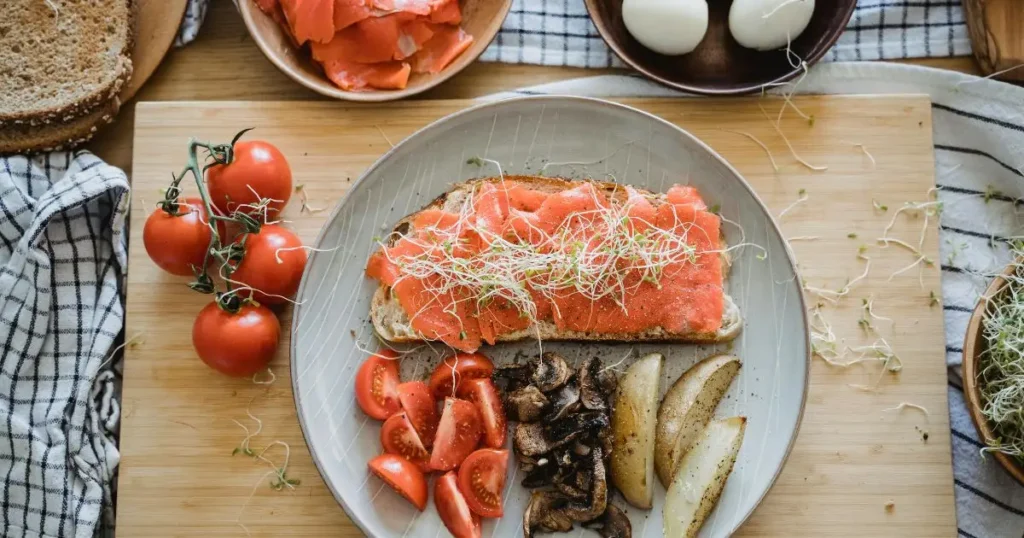 smoked salmon sandwich