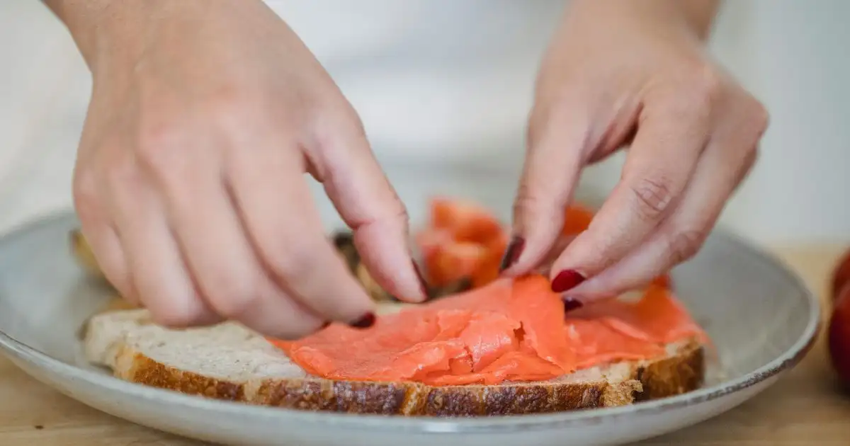 smoked salmon sandwich