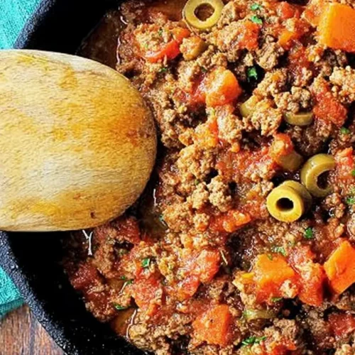 A healthy cuban beef casserole, rich in lean protein and vegetables.